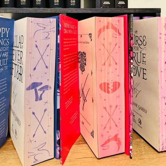 Fairyloot Exclusive Signed TBONA + OUABH + ACFTL by Stephanie Garber - Picture 12 of 15